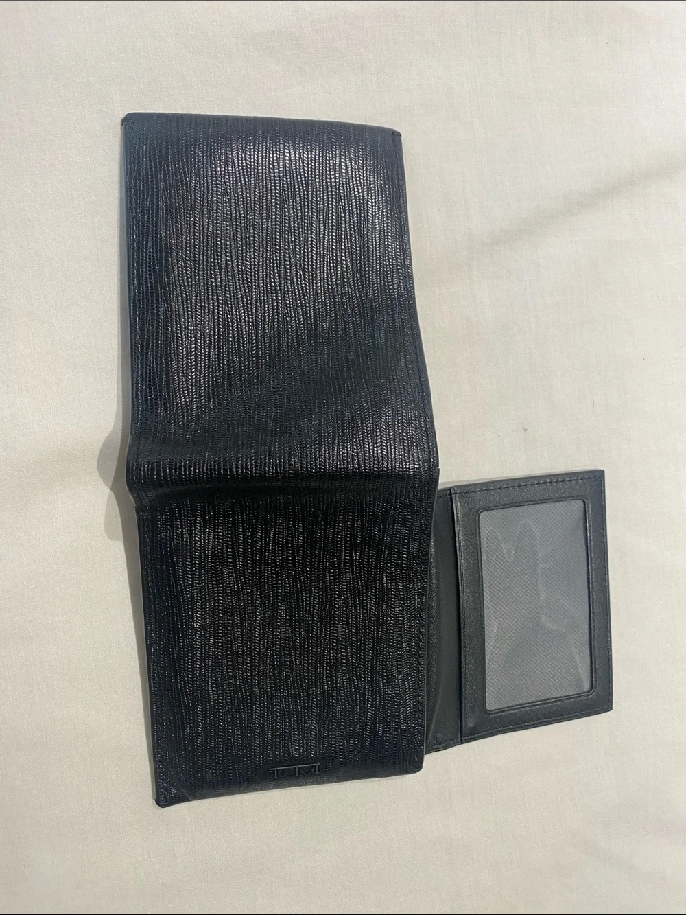 Tumi premium bi